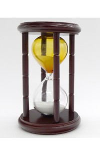 Часы песочные деревянные с разноцветной колбой интервал 15 минут высота 14 см.